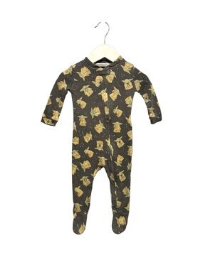 ⭐️ 5/$30 Pottery Barn Kids Star Wars One Piece Sleeper size 6-12 Months
